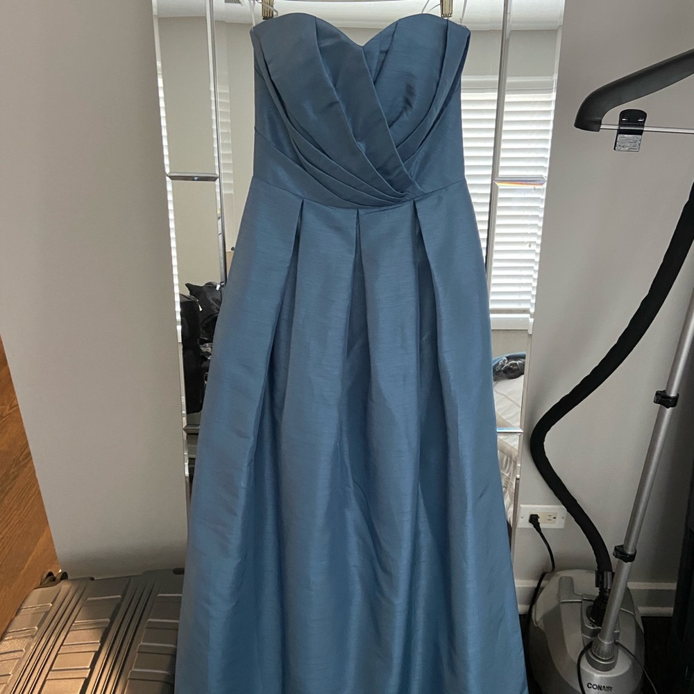 Luna Kate Blue Strapless Dress NWT Never worn